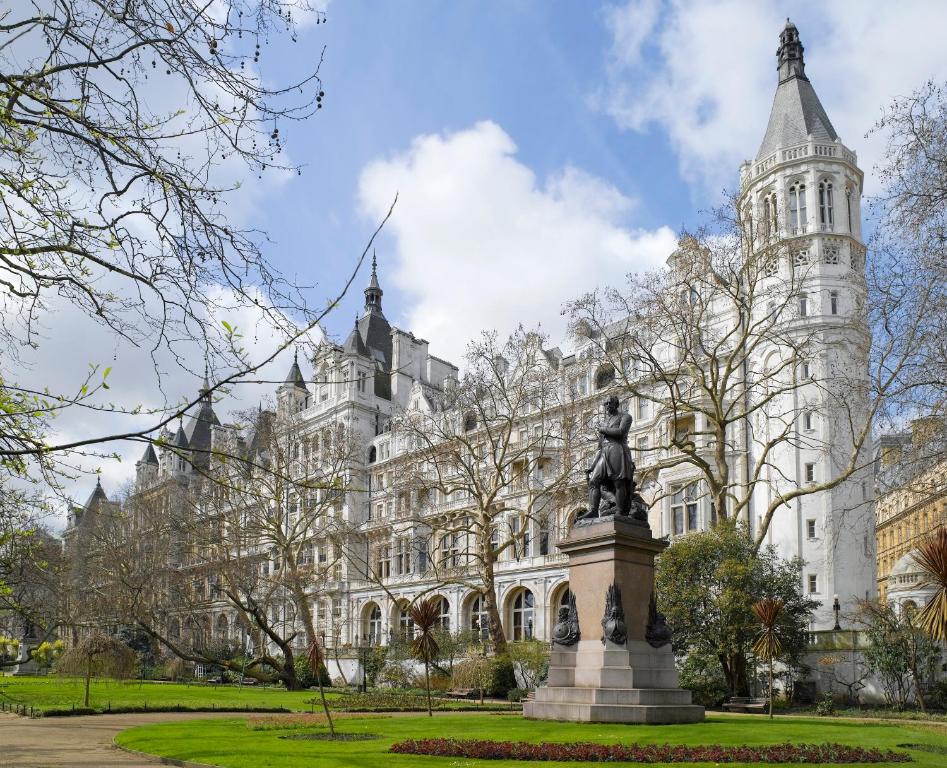 Royal Horseguards Hotel Book